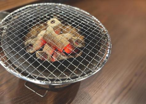 炭火焼の七輪 炭火焼の七輪 七輪,炭火焼き,網の写真素材