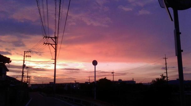 夕暮れの町 夕暮れの町の写真