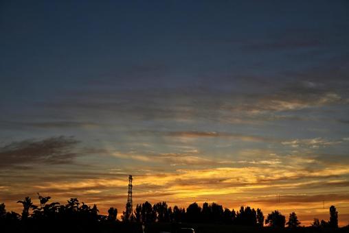 夕焼け 2025/7/7 夕焼け 2025/7/7 夕焼け,光芒,薄明光線の写真素材