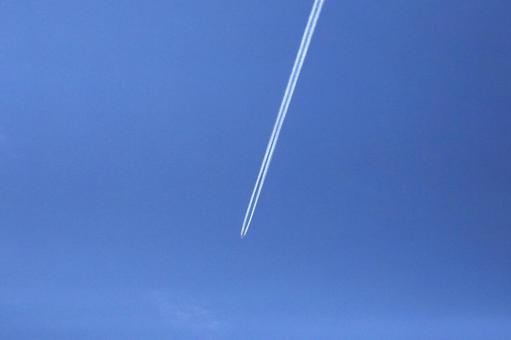 飛行機雲 飛行機雲の写真