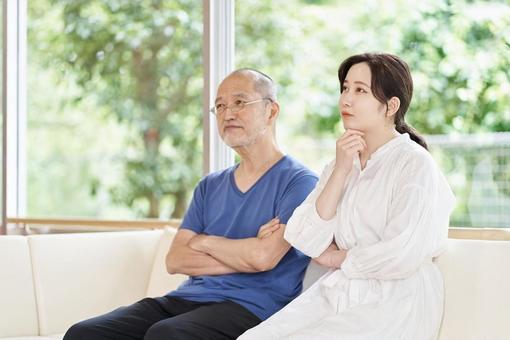 Asian parents and children thinking about long-term care, JPG Asian parents and children thinking about long-term care, JPG