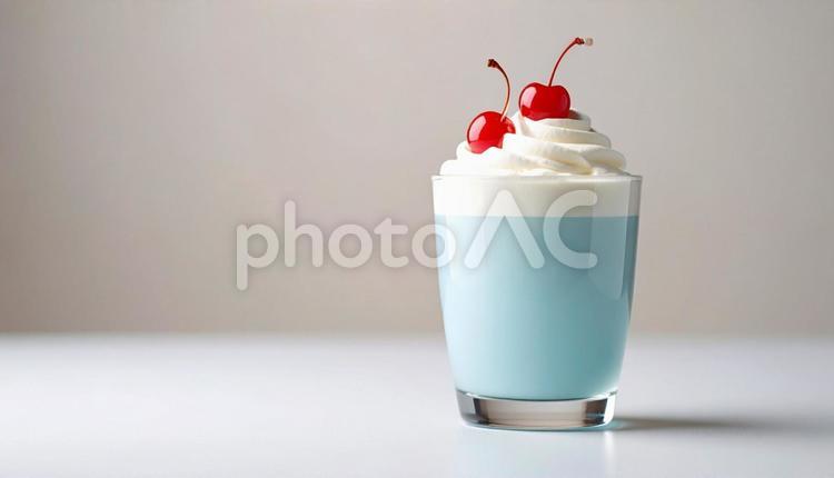 サクランボの乗ったシェイク、フラペチーノ サクランボ,ドリンク,ソフトドリンクの写真素材