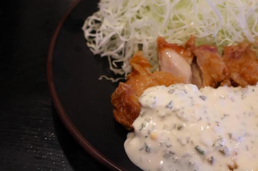 焼き肉店のチキン南蛮 焼き肉店のチキン南蛮の写真