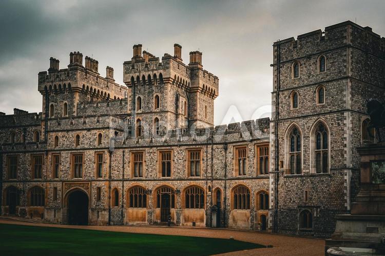 ウィンザー城の塔 ウィンザー城,塔,イギリスの写真素材
