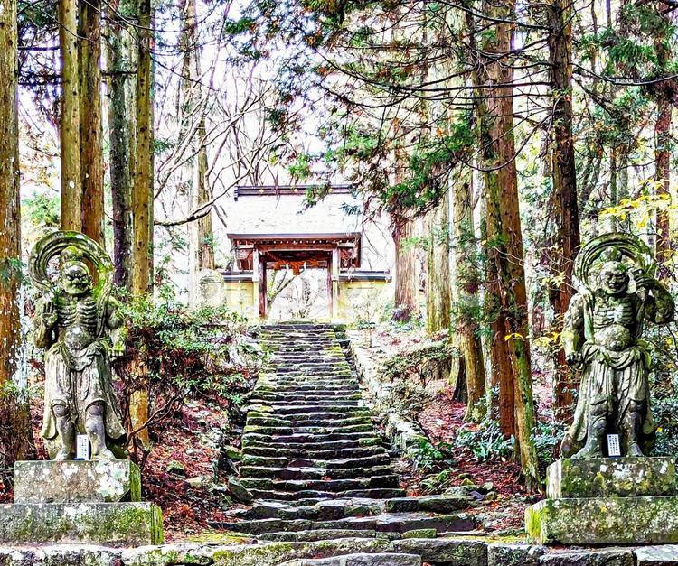 国東半島　両子寺　仁王像 仁王像,両子寺,国東半島の写真素材