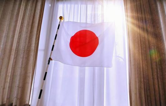 窓際の日の丸国旗と日光 国旗,日本,日の丸の写真素材