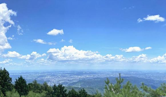 展望台からの眺め 展望台からの眺め 山,山並み,青空の写真素材