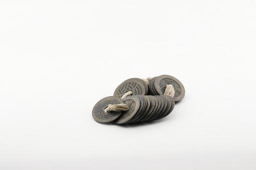 古銭の寛永通宝 江戸時代の貨幣通貨 古銭の寛永通宝 江戸時代の貨幣通貨の写真