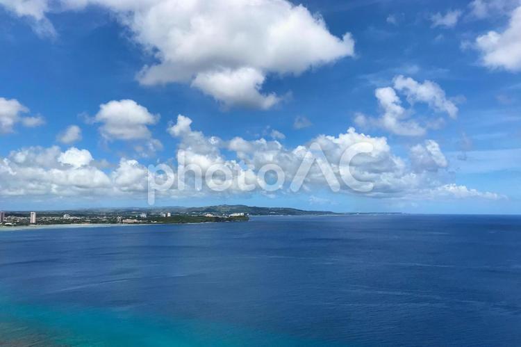 グアムの空と海 グアム,ビーチ,水平線の写真素材
