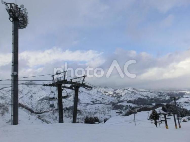 越後湯沢の冬景色 冬,冬景色,雪の写真素材