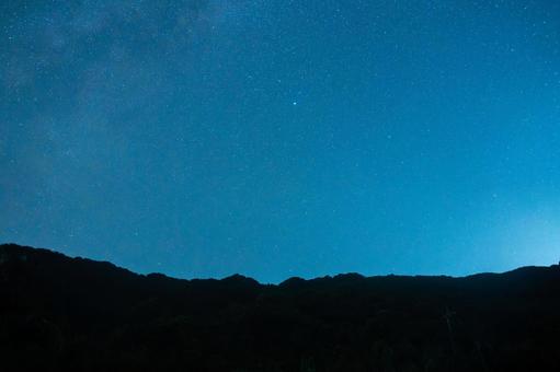 星空を見上げて 星空を見上げて 星,星空,天の川の写真素材
