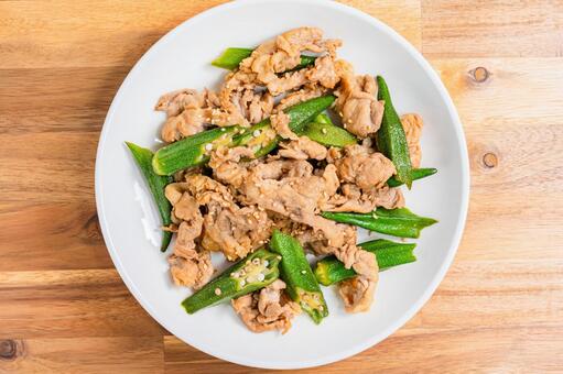 オクラと豚肉の炒め物 オクラ,豚肉,炒め物の写真素材