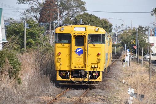 黄色いキハ40形気動車 黄色いキハ40形気動車の写真