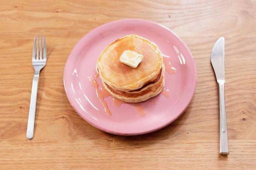 パンケーキとフォークとナイフ パンケーキとフォークとナイフ ホットケーキ,パンケーキ,朝食の写真素材