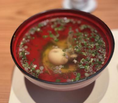 肝吸い うずらの卵,肝吸い,そうめんの写真素材