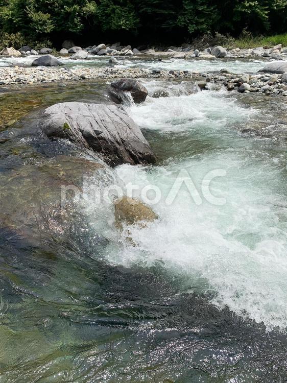 涼し気で美しい急流 川,水,急流の写真素材