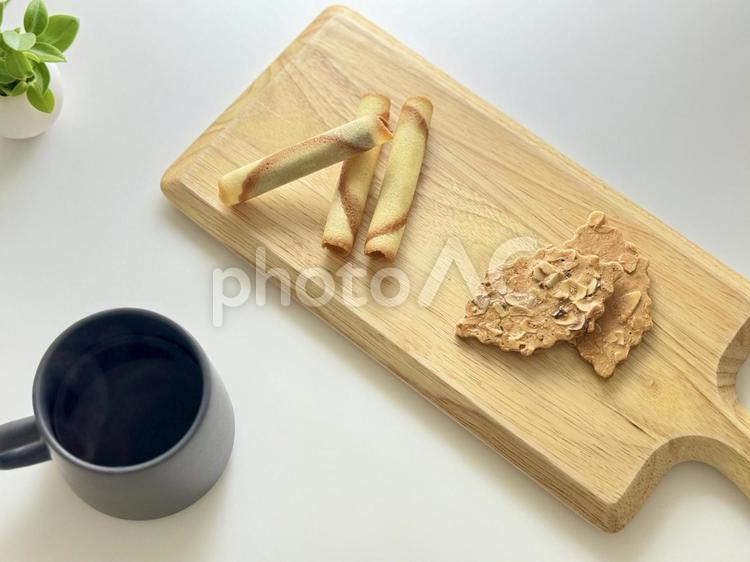 コーヒーとお菓子のイメージ コーヒー,お菓子,洋菓子の写真素材