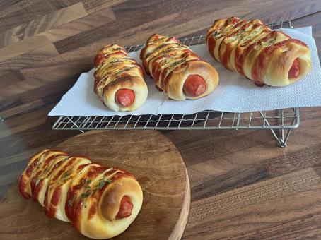 ソーセージパン パン,手作り,ソーセージロールの写真素材