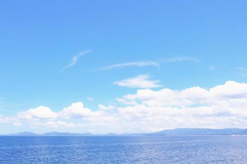夏の海と空 夏の海と空の写真