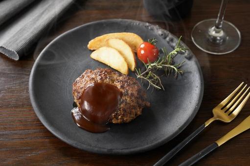ハンバーグ ハンバーグ ハンバーグ,牛ハンバーグ,牛肉の写真素材