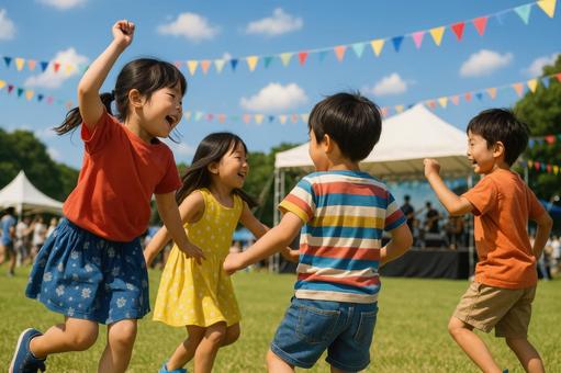 青空の下で踊る子どもたち 青空の下で踊る子どもたちの写真