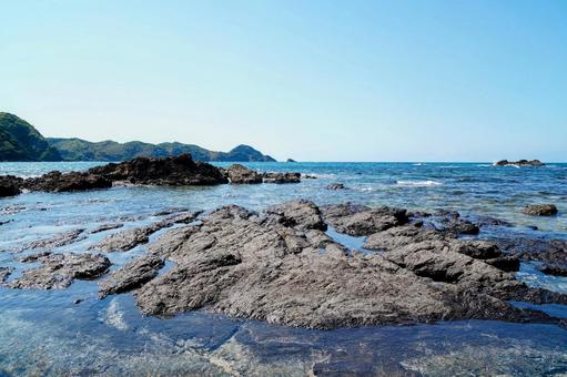 島根・松江美保関の惣津海岸 島根・松江美保関の惣津海岸の写真