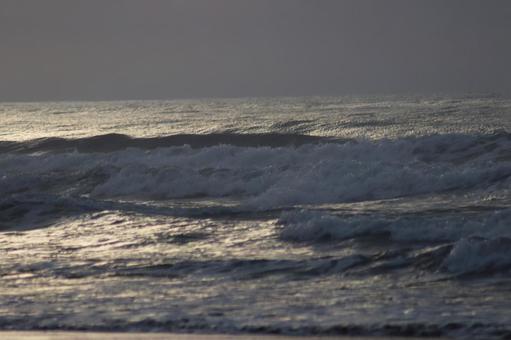 夜明けの海 夜明けの海の写真