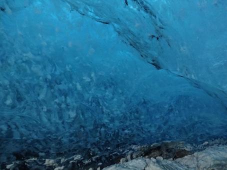 氷の洞窟 波紋 氷の洞窟 波紋 アイスランド,氷,洞窟の写真素材