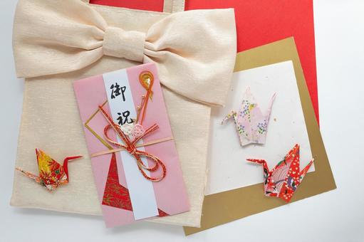 リボンバッッグとご祝儀袋 リボンバッッグとご祝儀袋の写真
