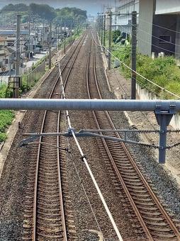 陸橋から見た線路 陸橋から見た線路の写真