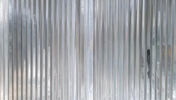 シルバーの波板金属の背景 シルバーの波板金属の背景の写真