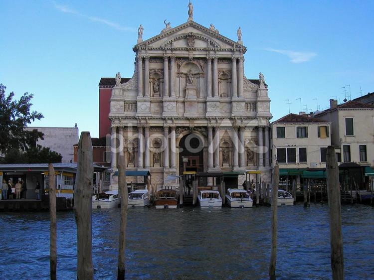 ベネツィア　サンタマリアディナザレ教会 イタリア,ベネチア,ベネツィアの写真素材