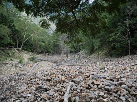 鋸岳登山道　ザレ道 鋸岳,北杜市,南アルプスの写真素材