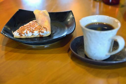 クレープとコーヒー クレープとコーヒー コーヒー,カフェ,珈琲の写真素材
