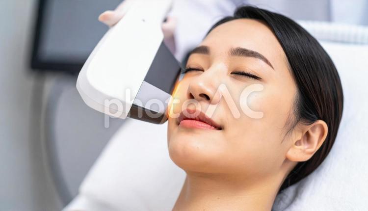 脱毛する女性 女性,美容,脱毛の写真素材
