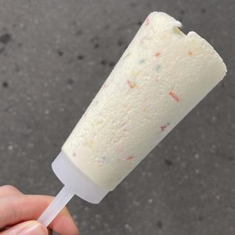 カラフルチョコアイスクリーム カラフルチョコアイスクリームの写真