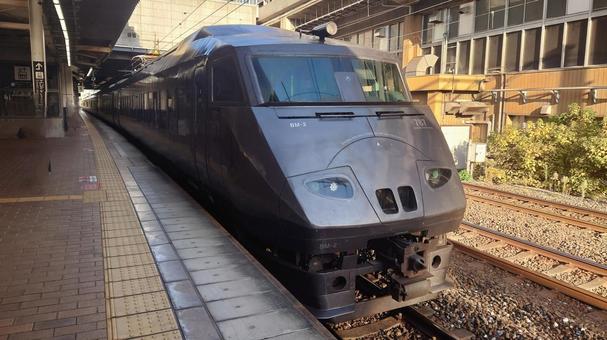 JR九州787系にちりん　北九州小倉駅　 小倉駅,ホーム,jr九州の写真素材