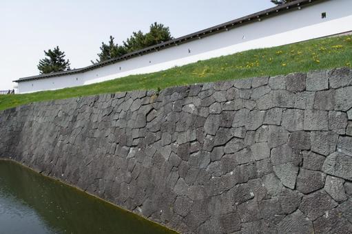松前城の城壁と堀 松前城の城壁と堀 松前城,史跡,城壁の写真素材
