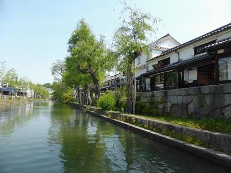 倉敷美観地区 川舟流し 舟からの風景 倉敷美観地区 川舟流し 舟からの風景 倉敷美観地区,川舟流し,歴史的建造物の写真素材