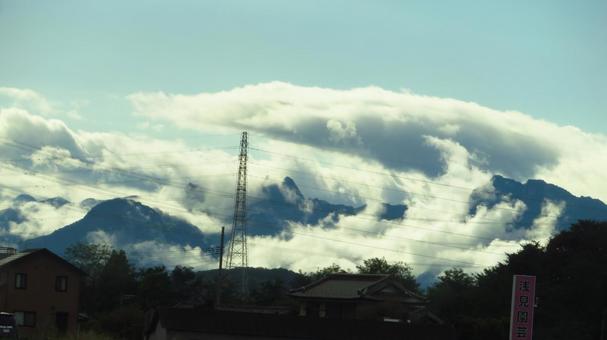 雨上りの上州妙義山 妙義山,雲,白雲の写真素材