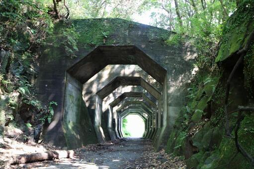 八角トンネル 八角トンネルの写真
