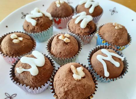 手作りバレンタイントリュフ3 バレンタイン,トリュフ,チョコレートの写真素材