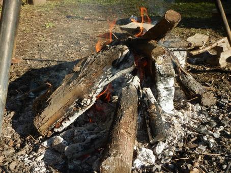 焚き火70 焚火,焚き火,たきびの写真素材