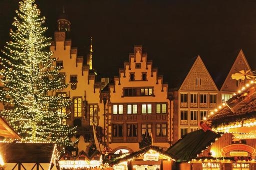 クリスマスを彩るフランクフルトの旧市街 クリスマス,電飾,街の写真素材