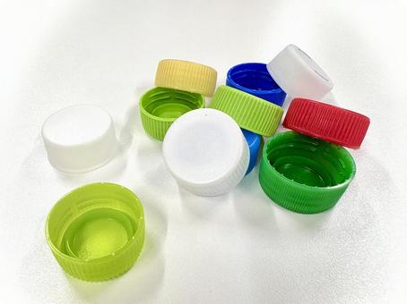 カラフルなペットボトルのキャップ 02 カラフルなペットボトルのキャップ 02 ペットボトル,使い捨てボトル,キャップの写真素材