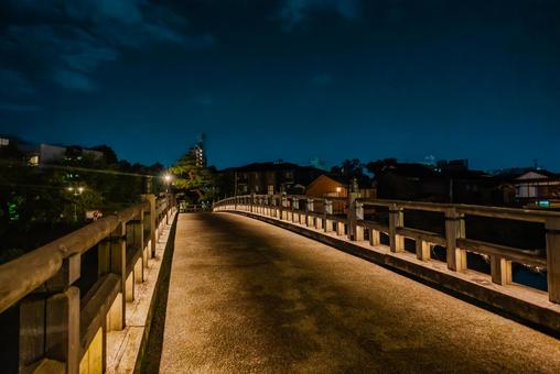 【石川】夜のひがし茶屋街と浅野川 【石川】夜のひがし茶屋街と浅野川 浅野川,ひがし茶屋街,石川の写真素材