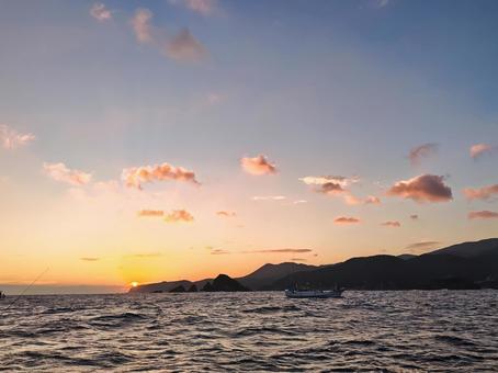 Sunset seen from the boat, JPG