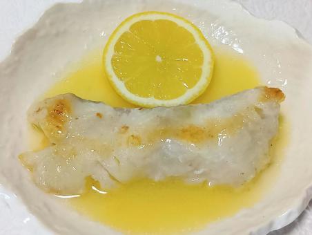 タラのムニエル　レモンバター タラのムニエルレモンバター,タラ,ムニエルの写真素材