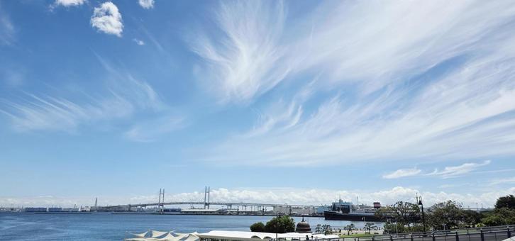風景 横浜 夏 ベイブリッジ 風景 横浜 夏 ベイブリッジ 風景,街並み,神奈川県の写真素材