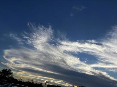 空　雲　夕方　不思議な雲 雲,空,skyの写真素材